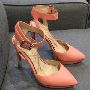 Jessica Simpson Pumps